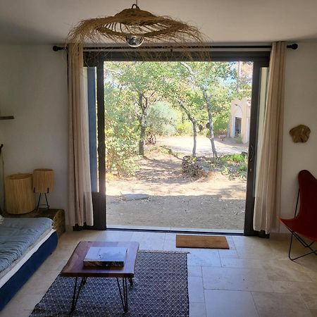 Le Cabanon Bed & Breakfast Ménerbes Dış mekan fotoğraf